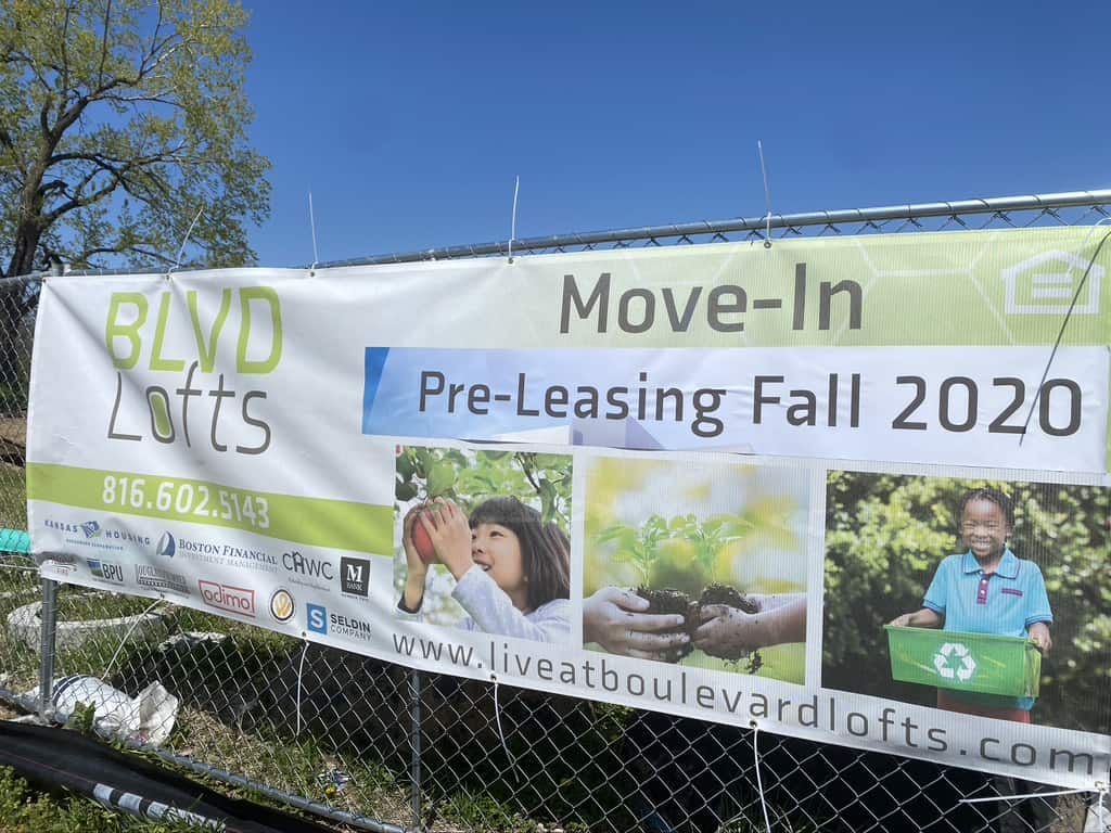 Boulevard Lofts banner Pre-Leasing Fall 2020